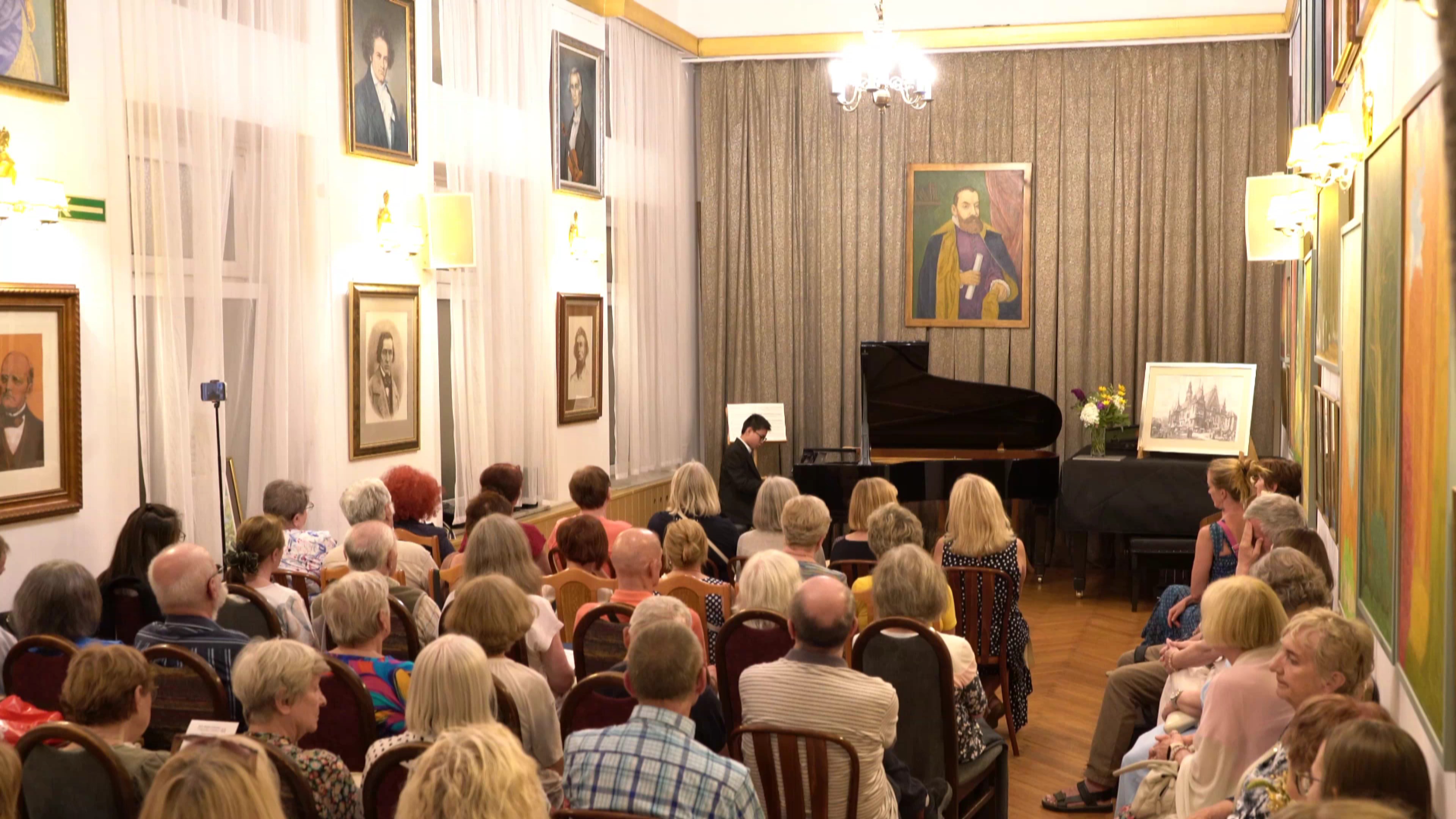 Titus Lam Masterclass and Recital Performance